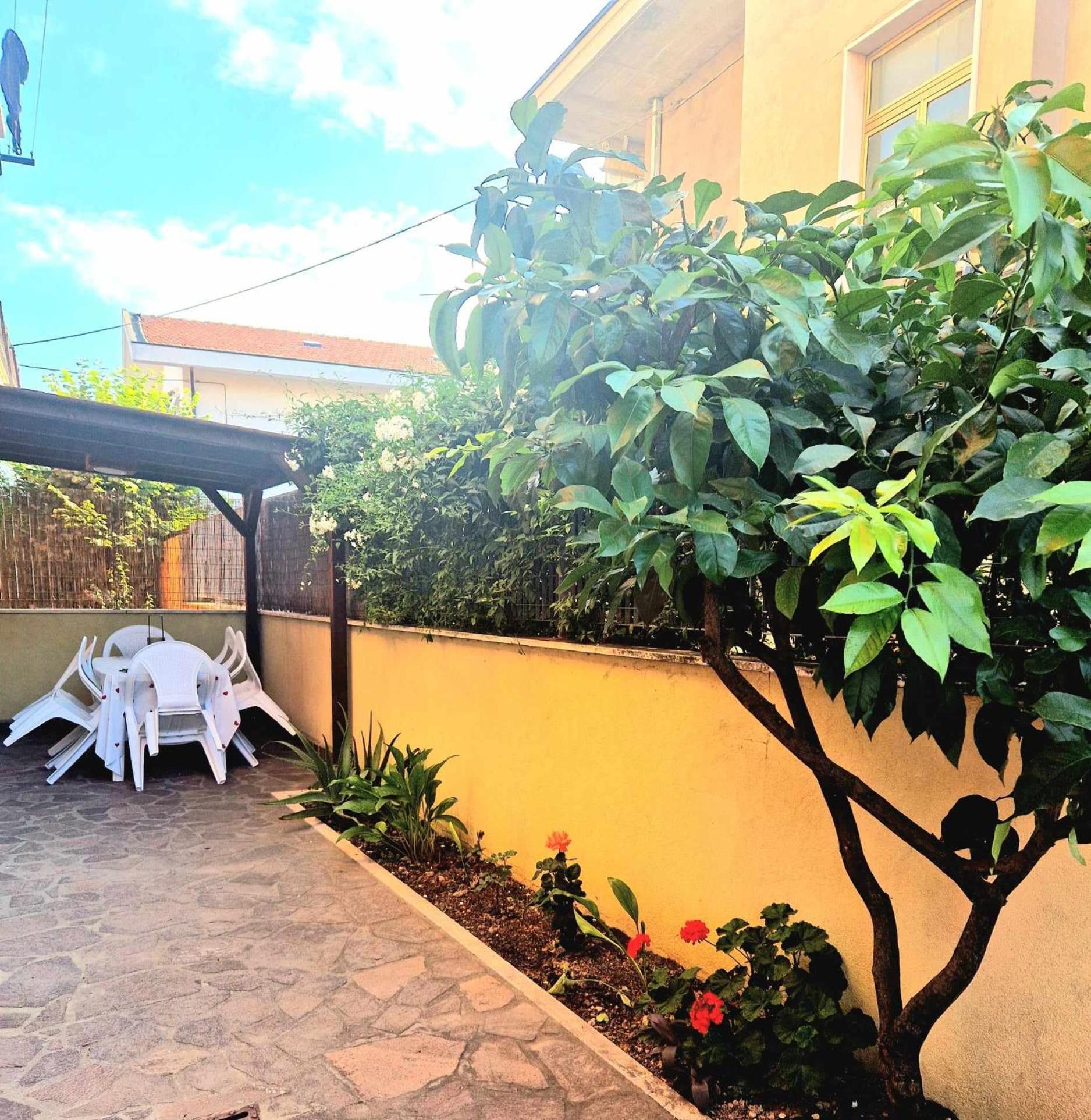 Con Giardino Apartment Pescara